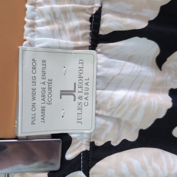 JULES & LEOPOLD | Women's White/Blk/Beige Seashell Pull-on Wide Leg Cropped Pant - Picture 6 of 6